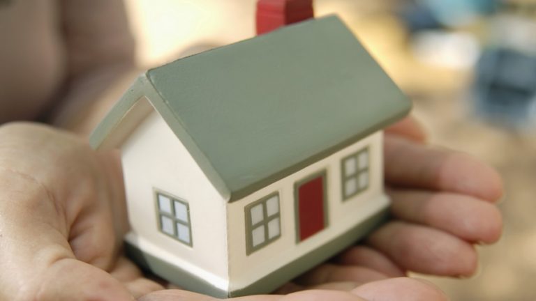 „Prima casa” continua, cu unele schimbari la nivel de norme