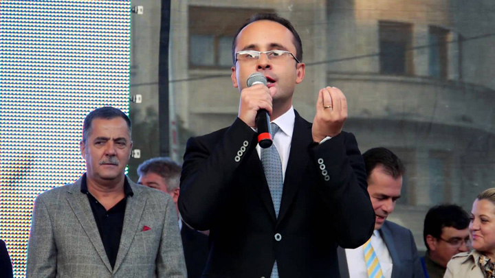cristian busoi - Ziarul National