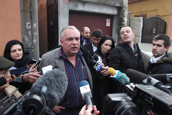 Inca trei dosare pentru Nicusor Constantinescu