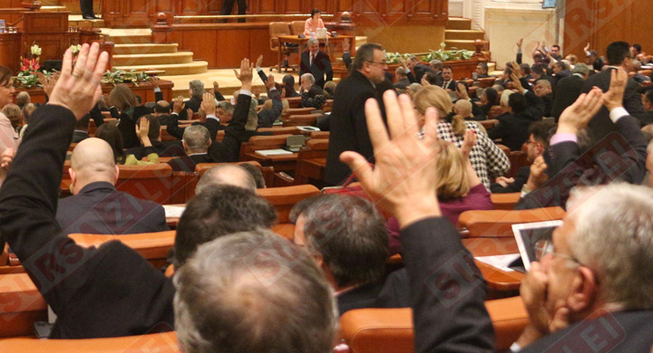 Proiectul Legii gratierii, retrimis din plen la Comsia Juridica a Senatului