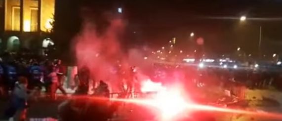 Trimisi in arest. Schimbare fata de decizia initiala a instantei, in cazul violentelor de la miting