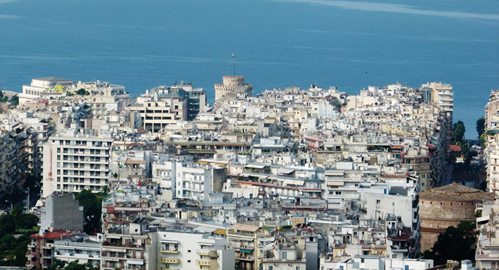 72.000 de persoane, evacuate din Salonic