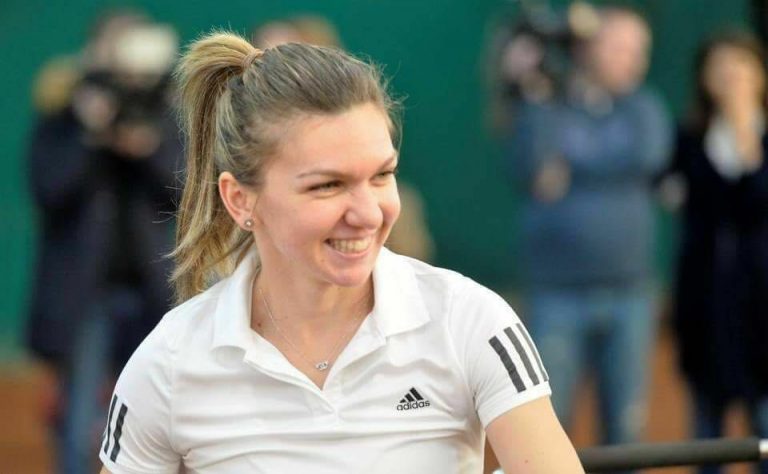 Halep a ajuns in sferturi la Miami, dupa un meci dificil