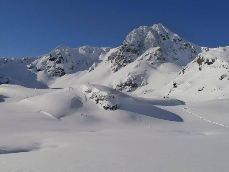 Alpinistii disparuti in RETEZAT au fost gasiti