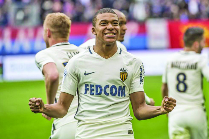 Are 18 ani si se pregateste sa devina cel mai scump fotbalist din lume