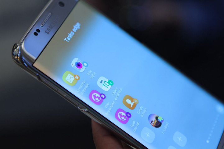 Galaxy S8 te va duce la 800 de euro!