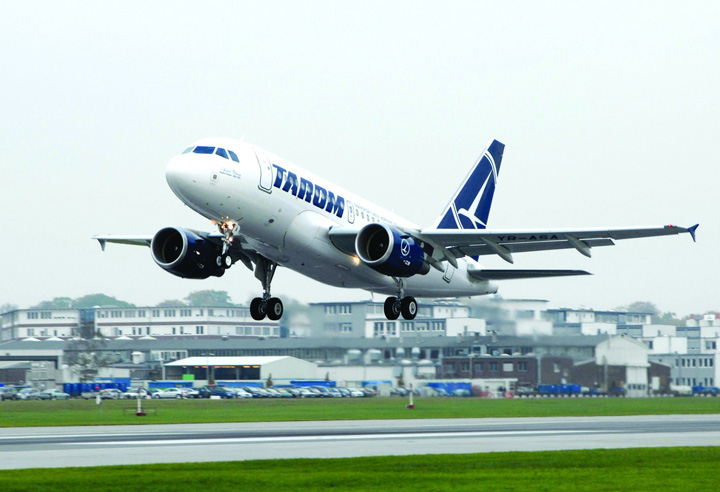 Tarom, pe mana unei pensionare