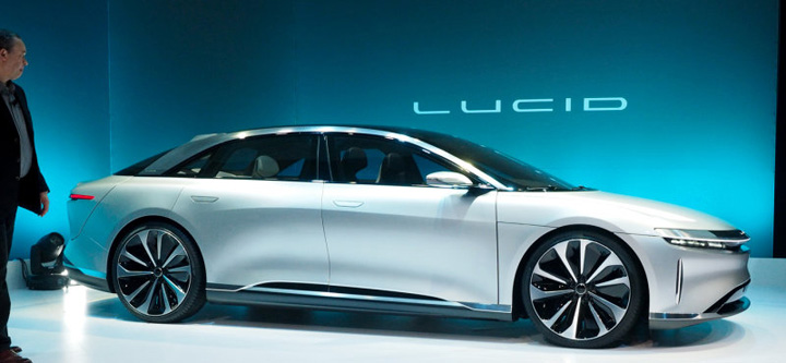 Iata-l pe dusmanul lui Tesla!