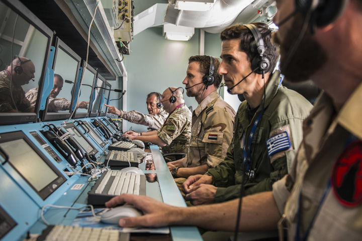 NATO aloca 3 miliarde de euro pentru sateliti si cybersecuritate