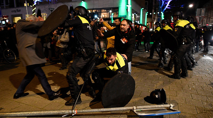 proteste - Ziarul National