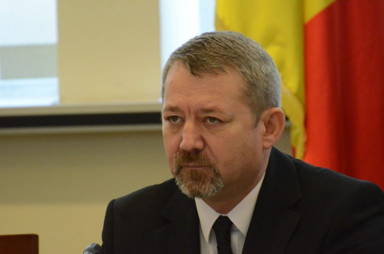 Fostul secretar de stat Sanda, trimis in instanta alaturi de 11 persoane, in cazul certificatelor false de revolutionar