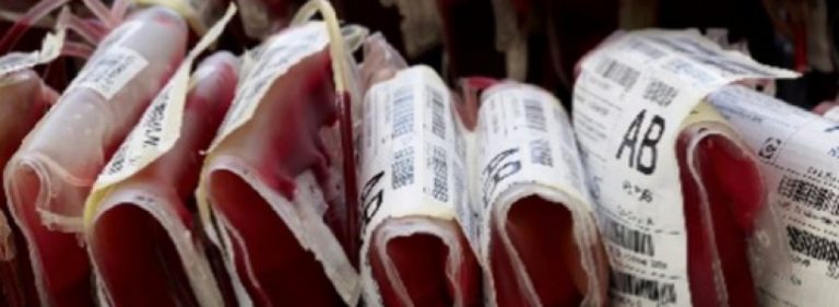 Doi angajati ai Centrului de Transfuzii Craiova, retinuti
