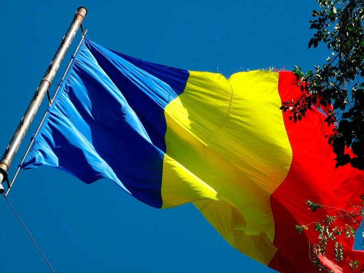 Wall Street Journal reincalzeste scandalul drapelului Romaniei