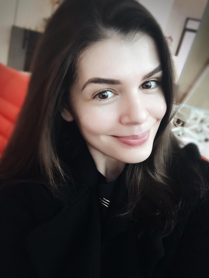 Monica Gabor a venit in tara de Pasti. Fara iubit, dar vorbind despre un al doilea copil