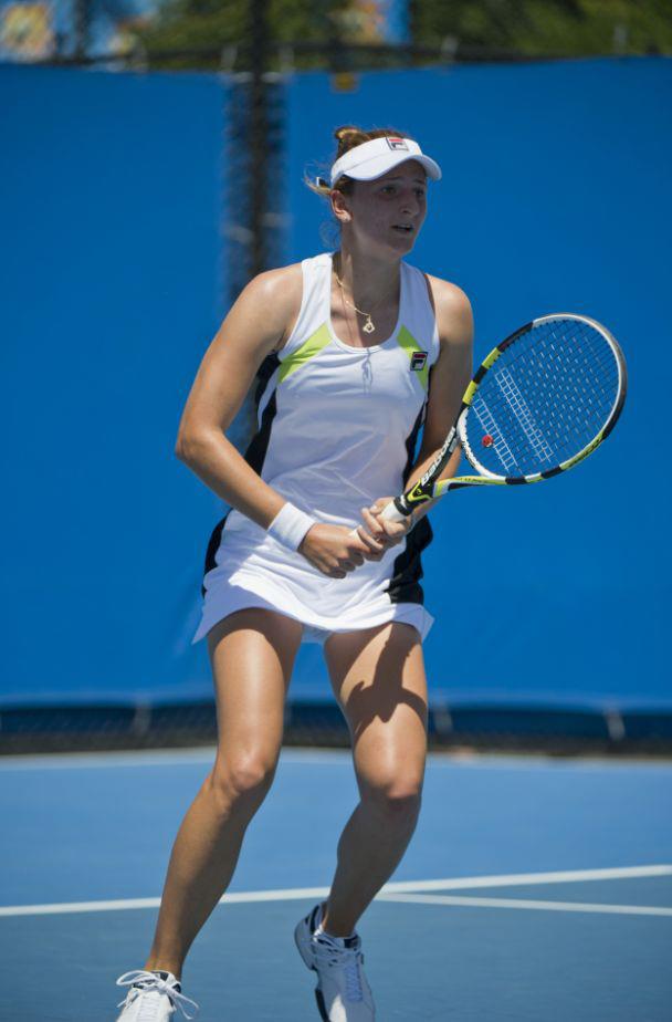 FED CUP. Victorie! Begu aduce al treilea punct al Romaniei in duelul cu Marea Britanie