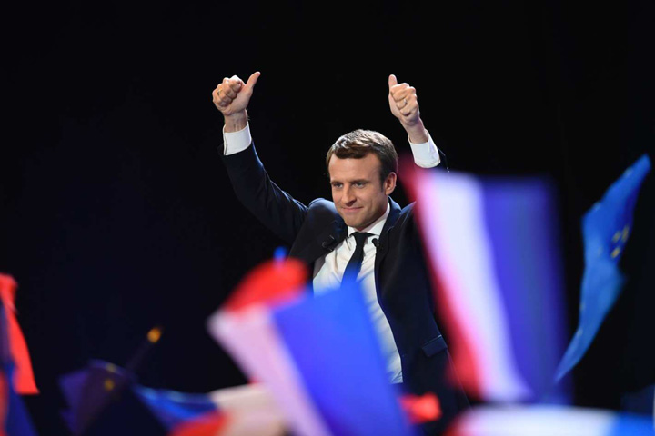 Noul Napoleon, in mars catre Elysee