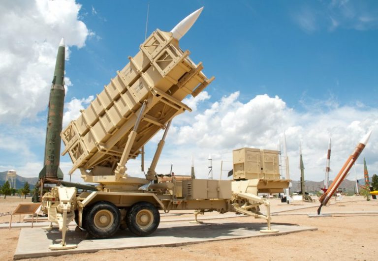 Armata vrea sa cumpere rachete Patriot
