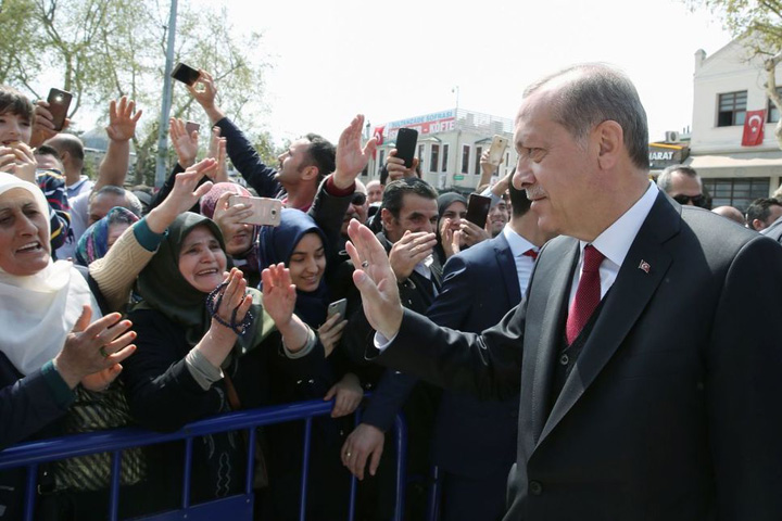Erdogan, noul sultan