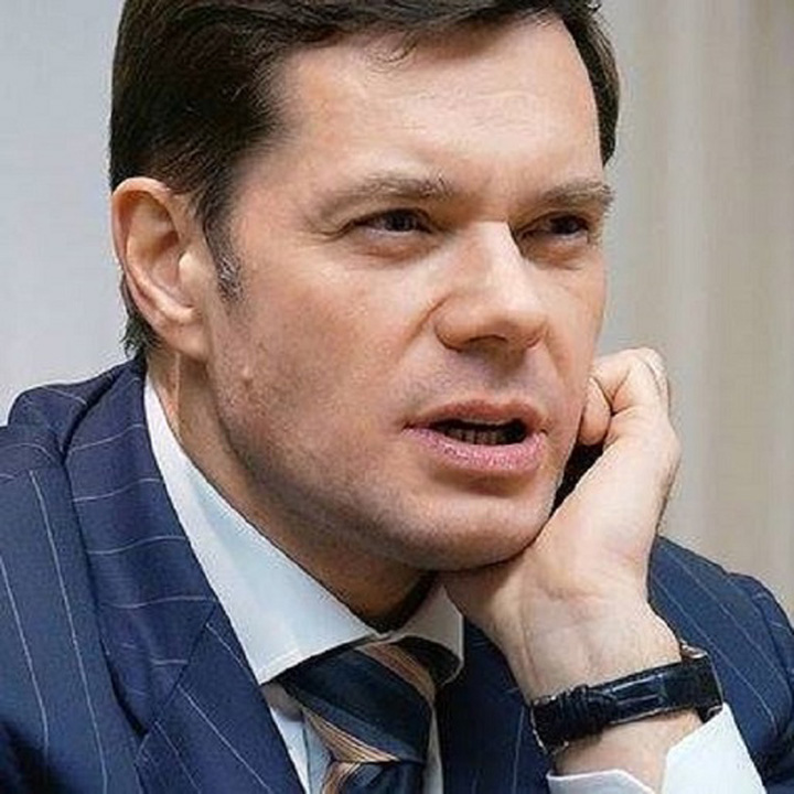 rus, Vidraru - Ziarul National