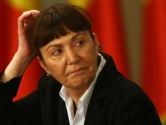 Monica-Macovei-vrea-să-ELIMINE-orele-de-RELIGIE-din-şcoli.-ATAC-DUR-la-adresa-bisericii-ortodoxe - Ziarul National