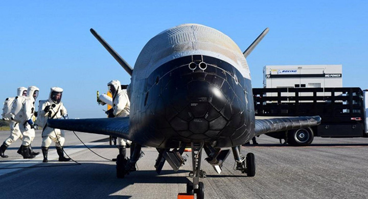 Dupa doi ani in spatiu, un avion top-secret revine in SUA