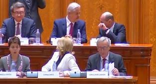 Ieri au discutat in plen. Azi, Basescu a lansat un atac virulent la adresa lui Nastase