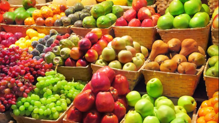 ANAF face controale pe piata legumelor si a fructelor. Primele amenzi