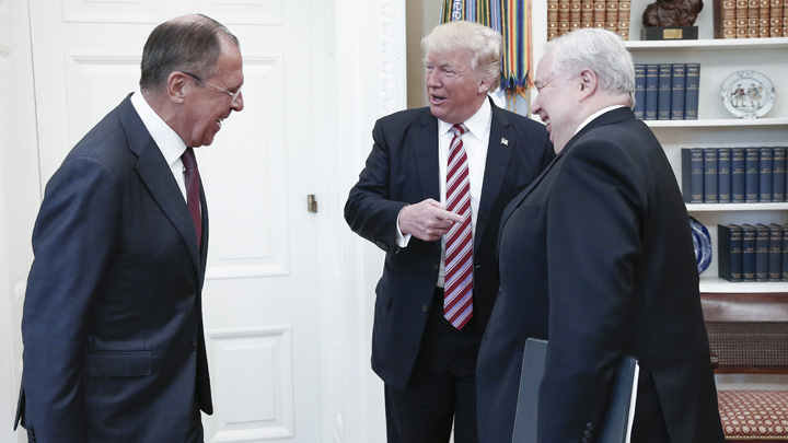 Trump, in undita lui Putin