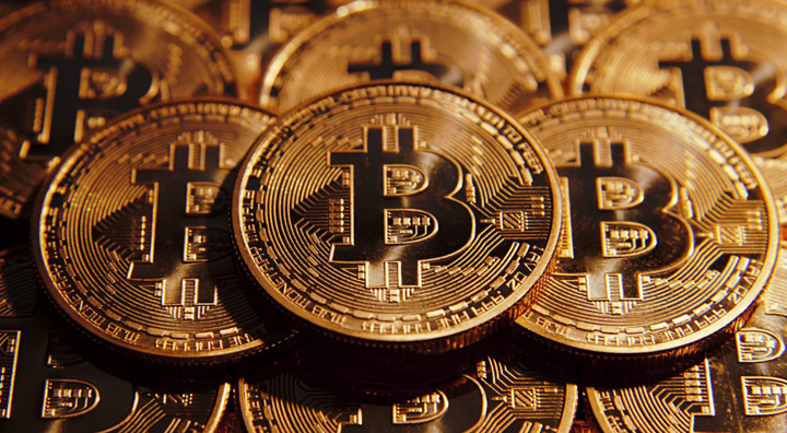Primul artist roman care isi vinde lucrarile in moneda bitcoin