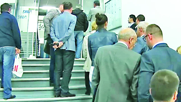 Camera cu probe, nodul gordian al DNA!