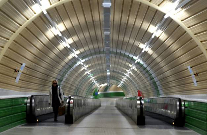 Orasul fara masini si cu metrou pietonal