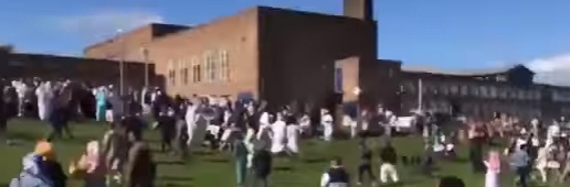 O masina a lovit mai multi oameni, in Marea Britanie (VIDEO)