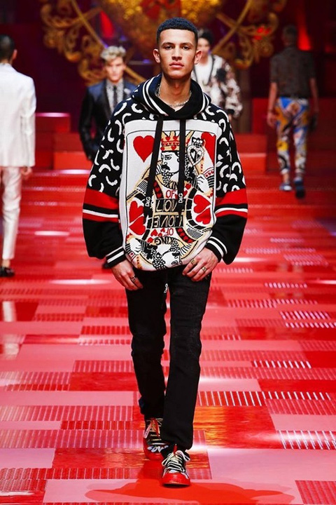 Dolce & Gabbana joaca poker