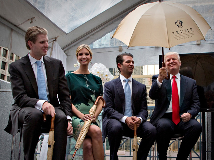 Fii lui Trump fac hoteluri patriotice