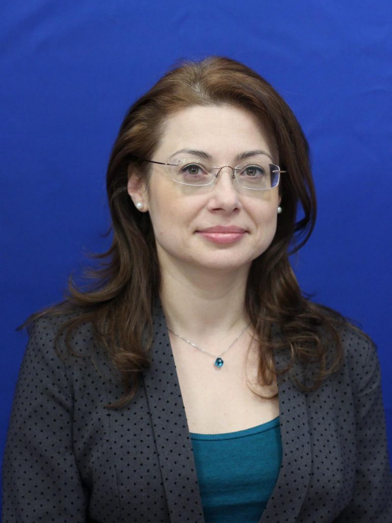 Ce intrebari ii trimit, in scris, parlamentarii din comisie sefei DNA