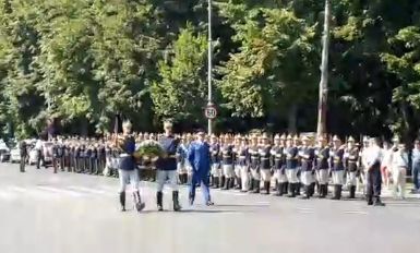 Ziua Aviatiei. Presedintele n-a primit invitatie, Ministerul Apararii prezinta scuze