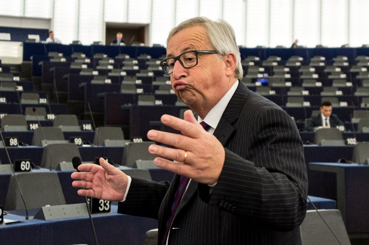 Juncker, catre europarlamentarii chiulangii: Sunteti ridicoli!