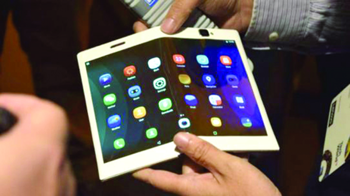 Lenovo Folio, smartphone-ul viitorului