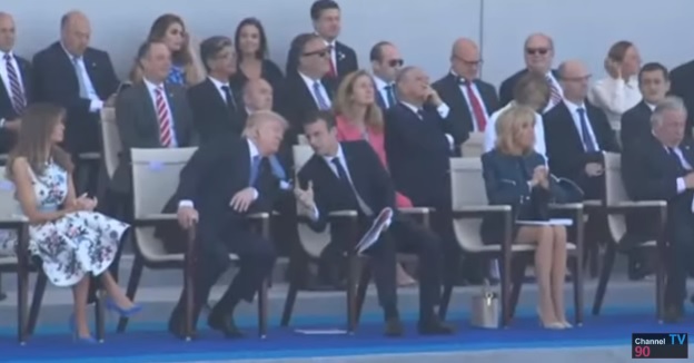Trump, la Paris de Ziua Frantei. A asistat la parada alaturi de Macron (VIDEO)