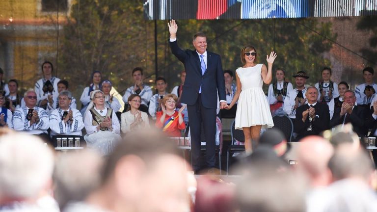 Presedintele Iohannis, discurs bilingv la Sibiu, in deschiderea Intalnirii sasilor transilvaneni