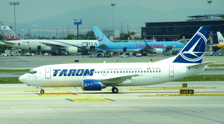 TAROM_YR-BGA - Ziarul National