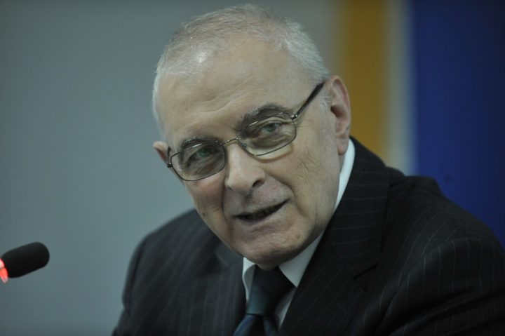 adrian-vasilescu.bk1yjxrz7f - Ziarul National