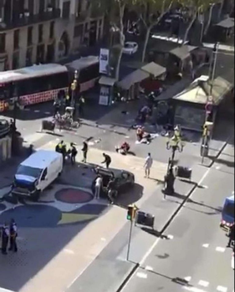 SUA stia ca vor fi atacuri teroriste la Barcelona
