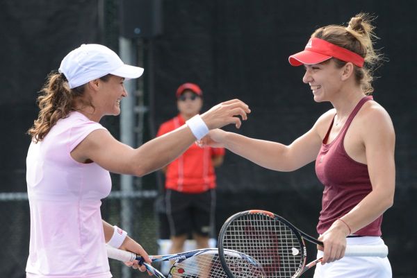 Halep, Niculescu si Tig joaca azi la Washington. Duel romanesc in turul II