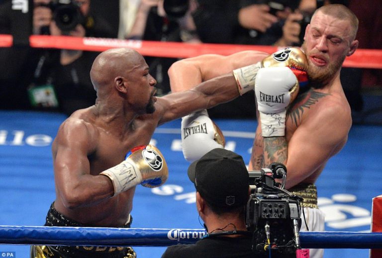 Floyd Mayweather, mai tare ca Rocky Marciano
