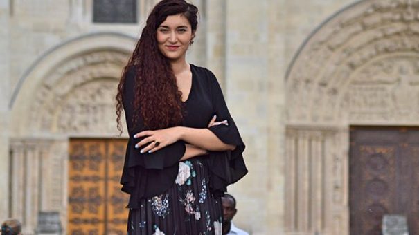 Romanca roma Anina Ciuciu vrea in Senatul Frantei