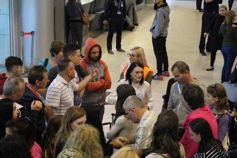 Alti romani blocati pe aeroport. Doua curse anulate dinspre si catre Lisabona