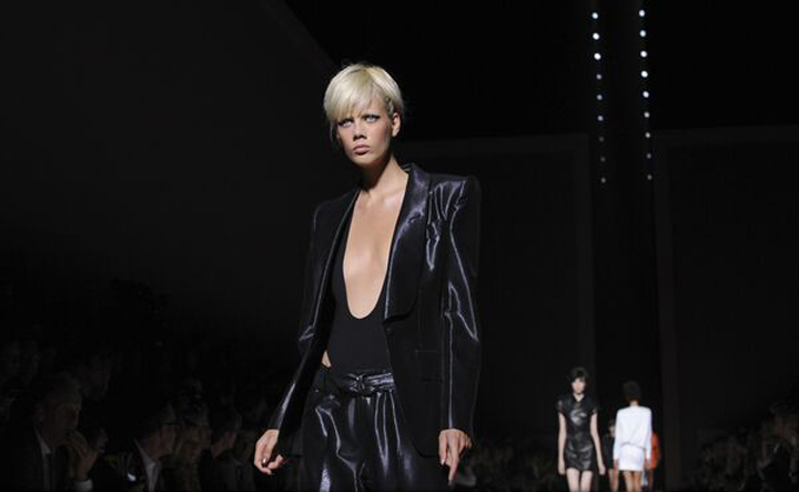 Tom Ford 3 - Ziarul National
