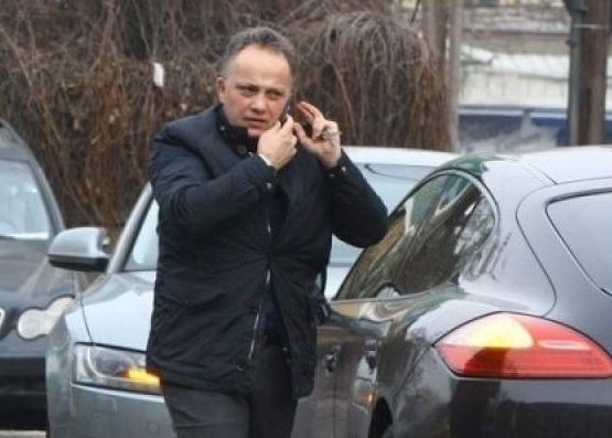 Afaceristii Pescariu si Florica, trimisi in judecata alaturi de fostul ministru Sandu