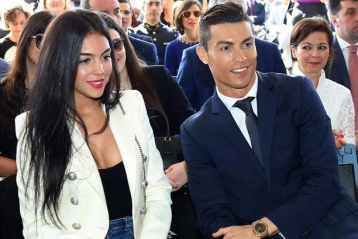 cristiano si Georginab - Ziarul National